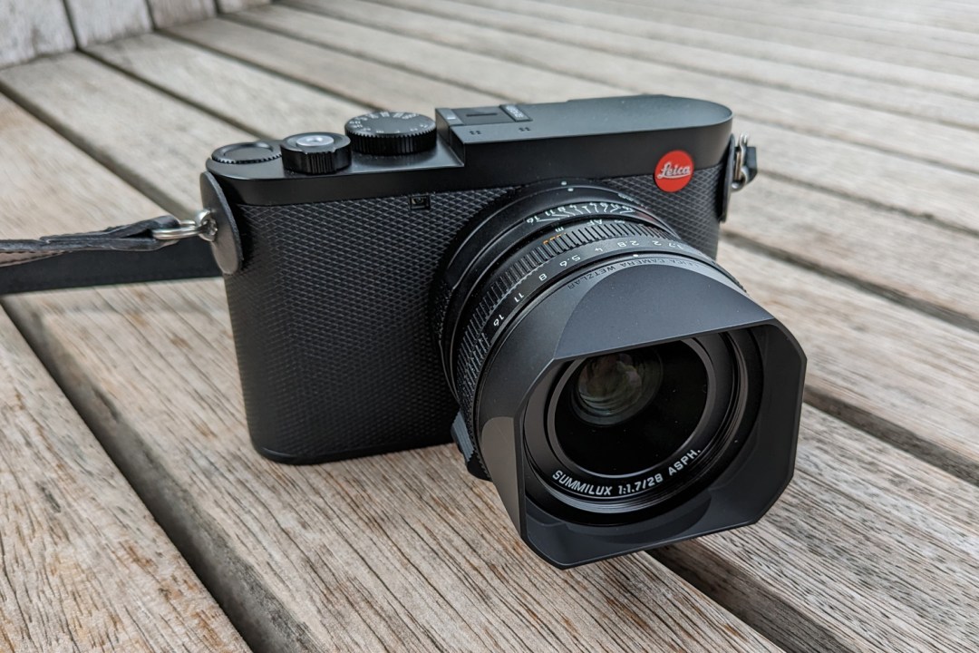 Leica Q3 review lead