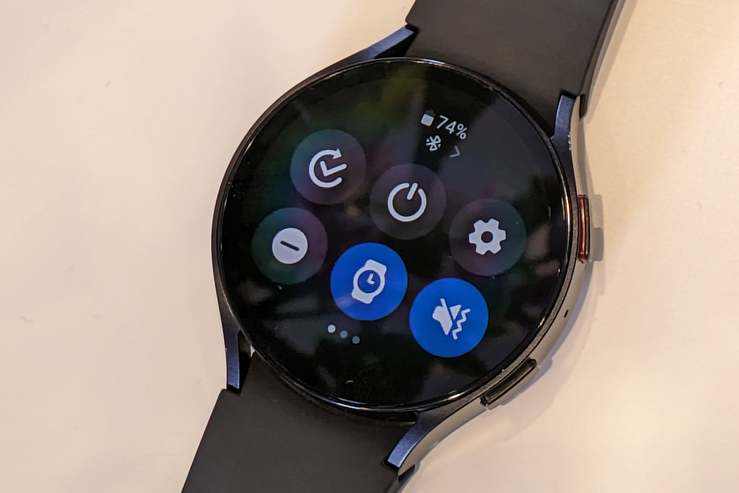 Samsung Galaxy Watch 6 hands-on quick shortcuts