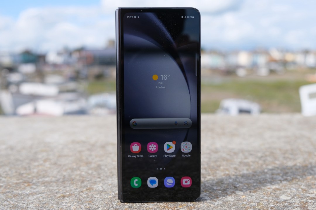 Samsung Galaxy Z Fold 5 review front
