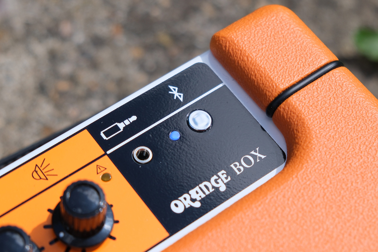 Orange Amps Orange Box review Bluetooth button