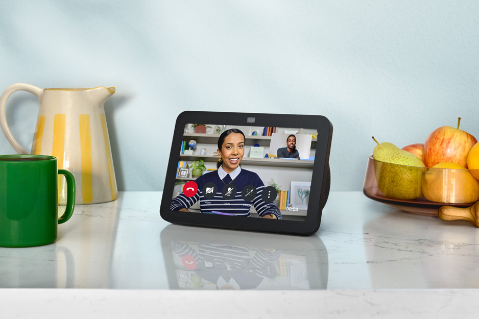 Echo Show 8 4th gen