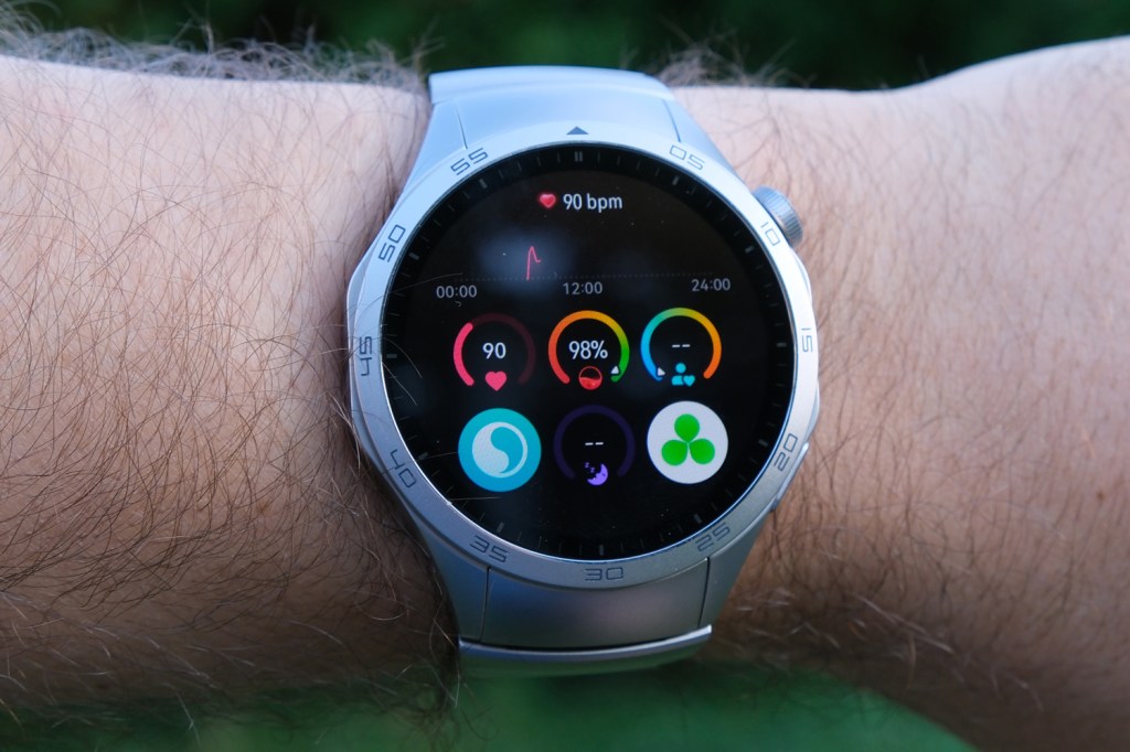 Huawei Watch GT 4 review widgets