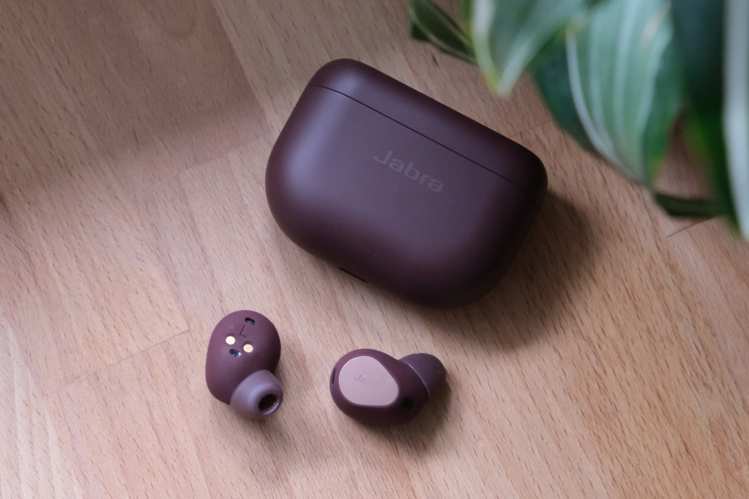 Jabra Elite 10 Wireless Earbuds Review: Comfortable audio excellence