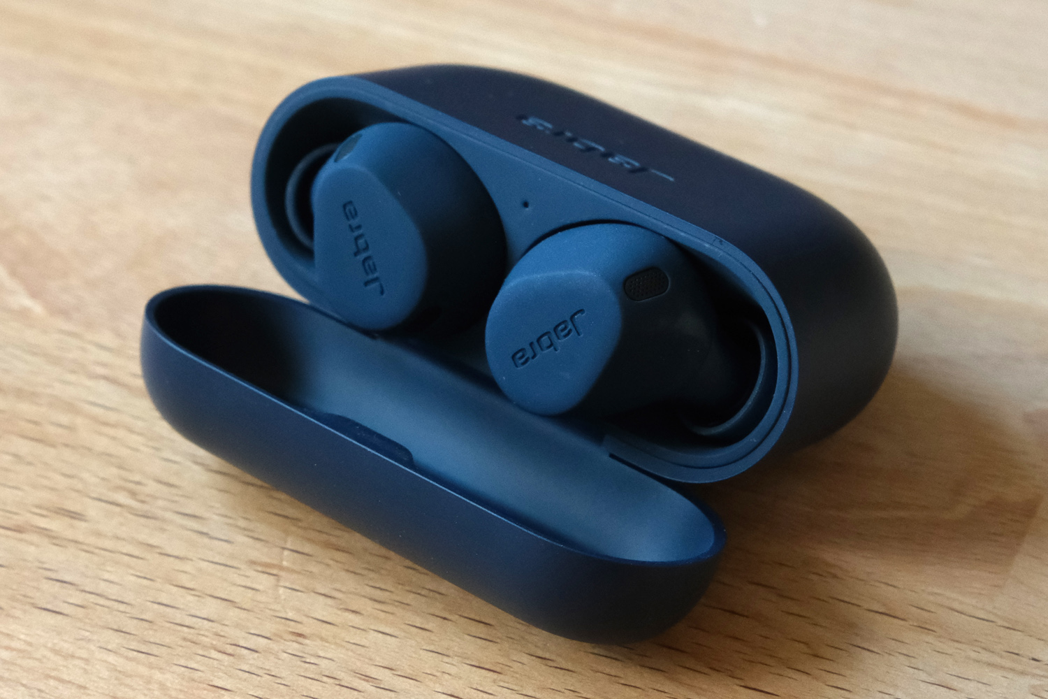 Jabra Elite 8 Active review buds in case