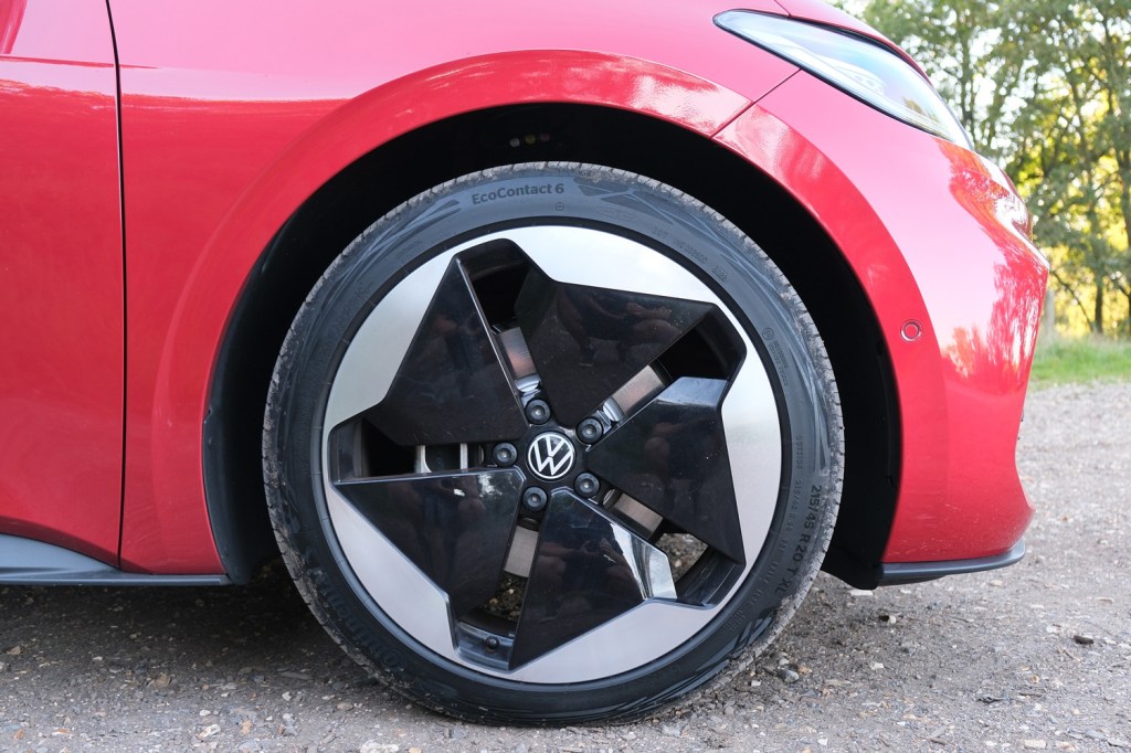 VW ID 3 2023 review alloy wheels