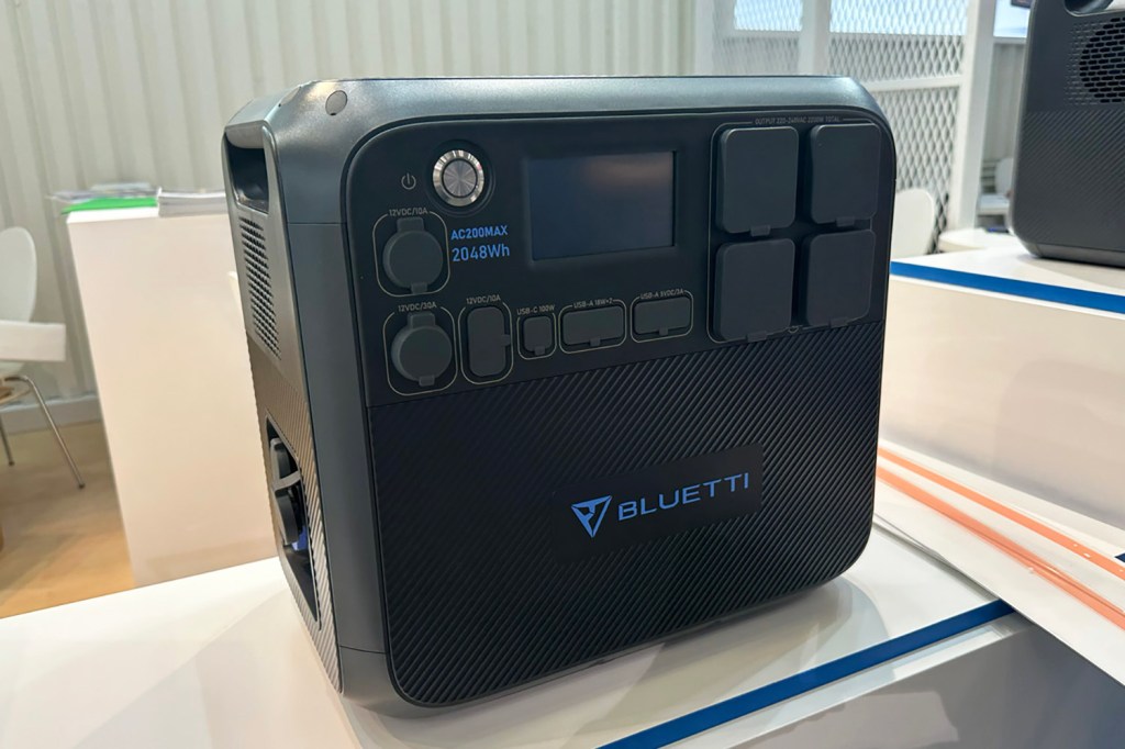 Bluetti AC180 Solar Portable Power Station review: Perfect merge of price,  ports, and powe - General Discussion Discussions on AppleInsider Forums