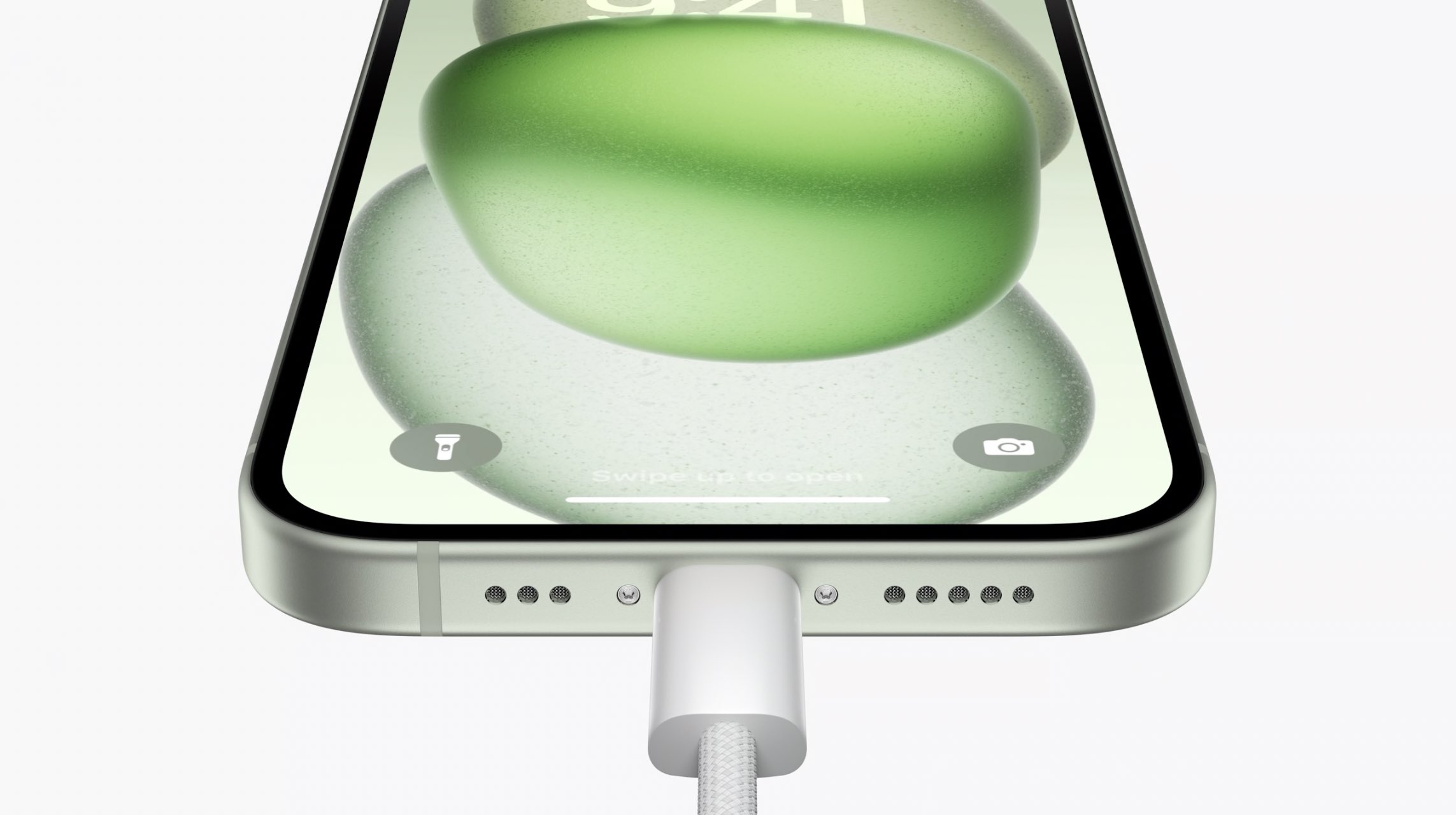 Apple iPhone USB-C charging