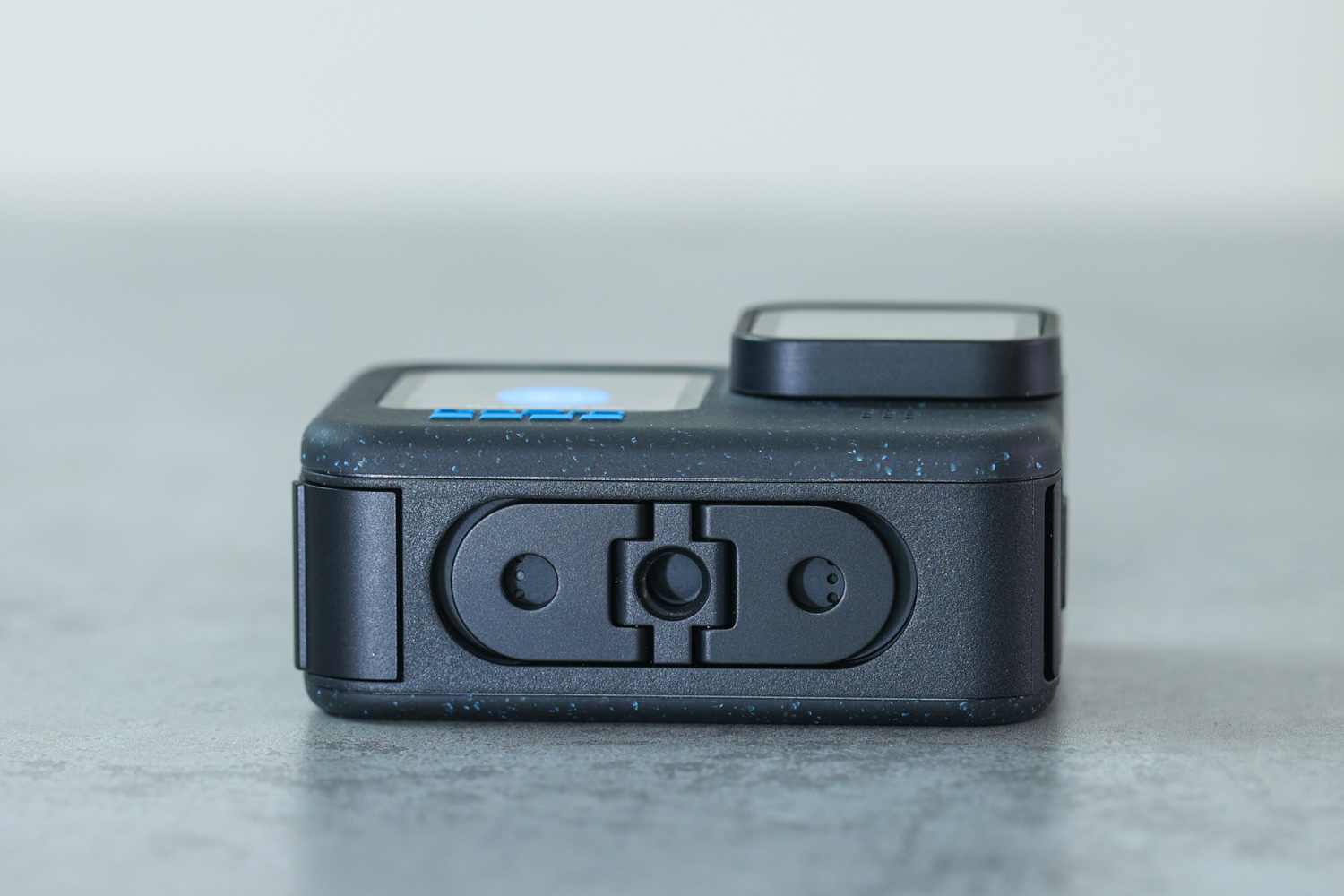 GoPro hero12 Black review tripod thread