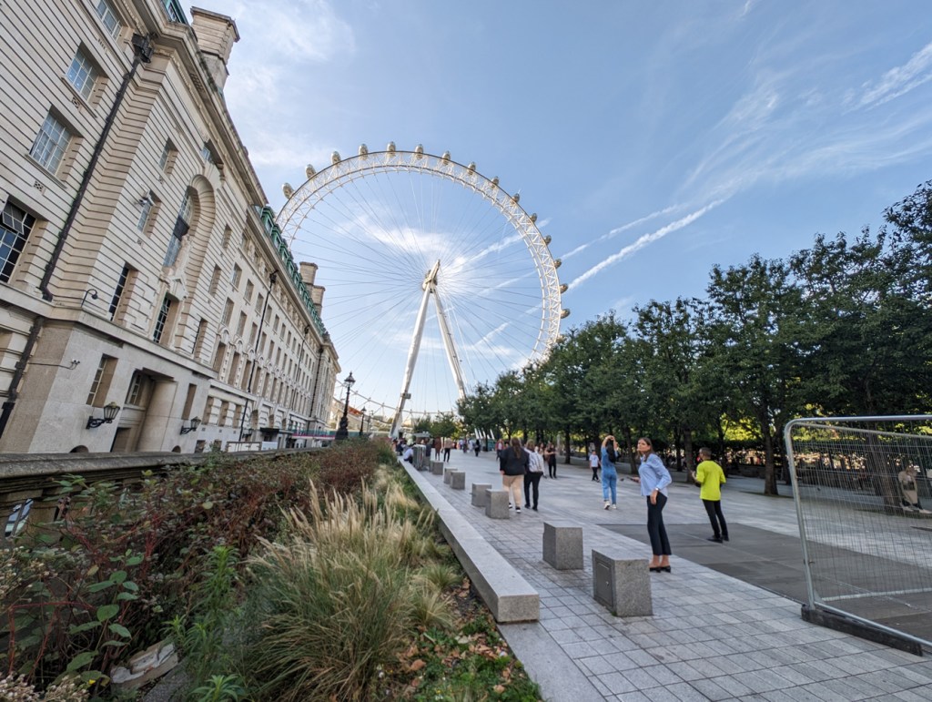 Google Pixel 8 Pro camera samples London Eye ultrawide