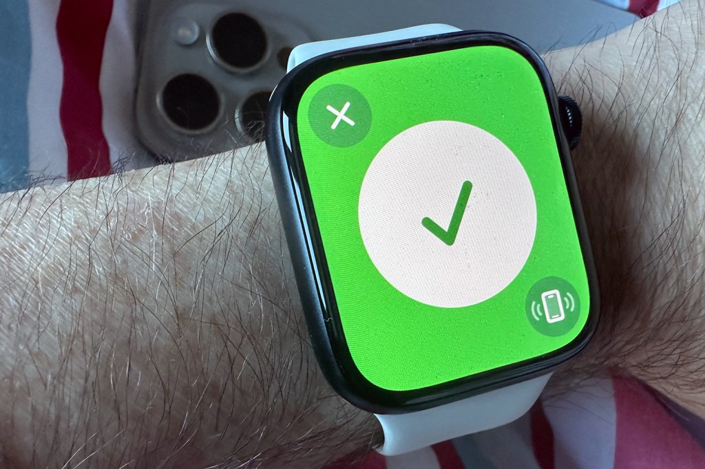 Apple Watch found iPhone