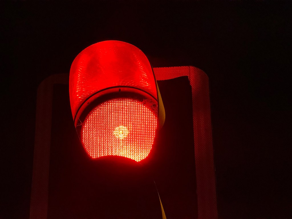 Night shot: traffic light