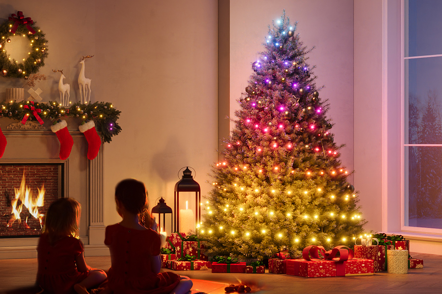 https://www.stuff.tv/wp-content/uploads/sites/2/2023/11/Govee-Christmas-String-Lights.jpg?w=900