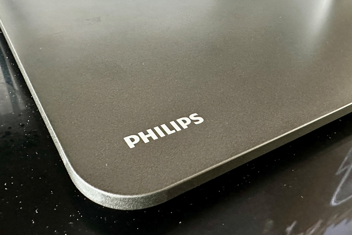 Philips 55OLED808 review stand