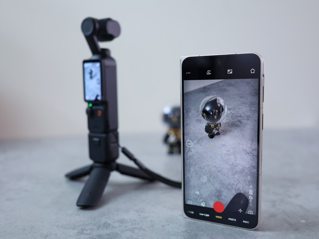 DJI Osmo Pocket 3 review: vlog on