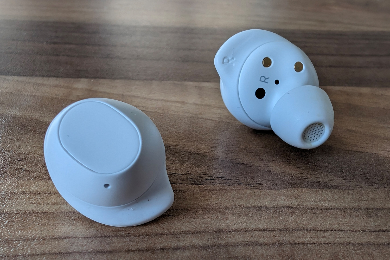 Samsung Galaxy Buds FE review buds