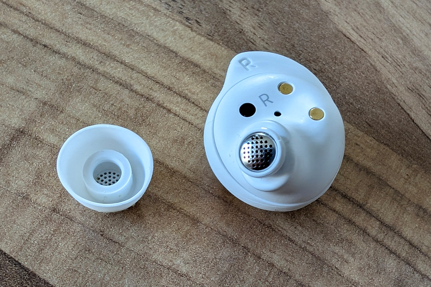 Samsung Galaxy Buds FE review ear tips