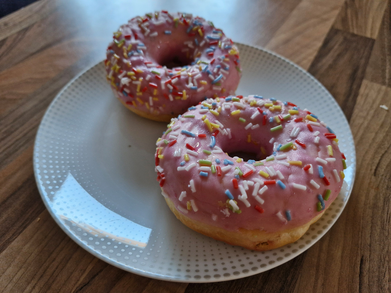 Samsung Galaxy S23 FE camera samples donuts