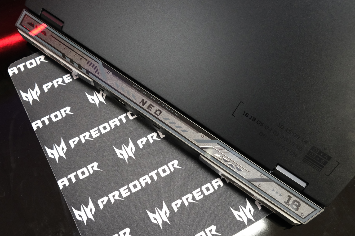 Acer Predator Helios Neo 18 hands-on rear vents
