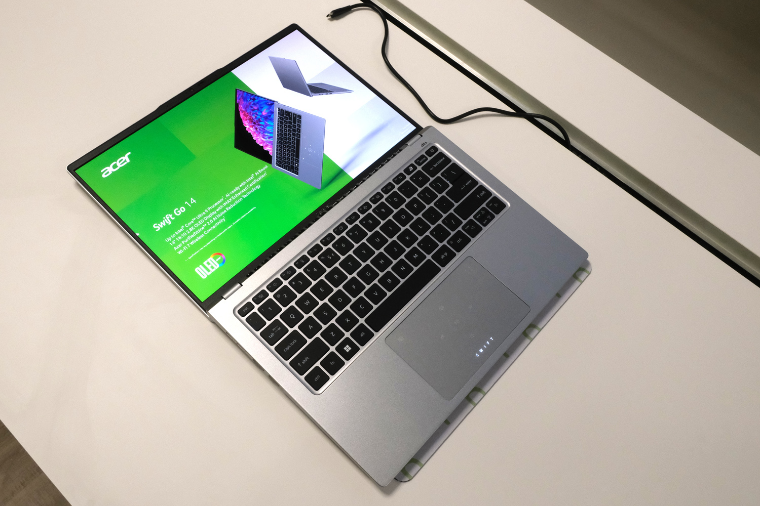 Acer Swift Go 14 hands-on folded flat