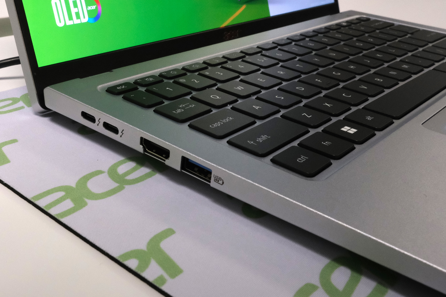 Acer Swift Go 14 hands-on ports left