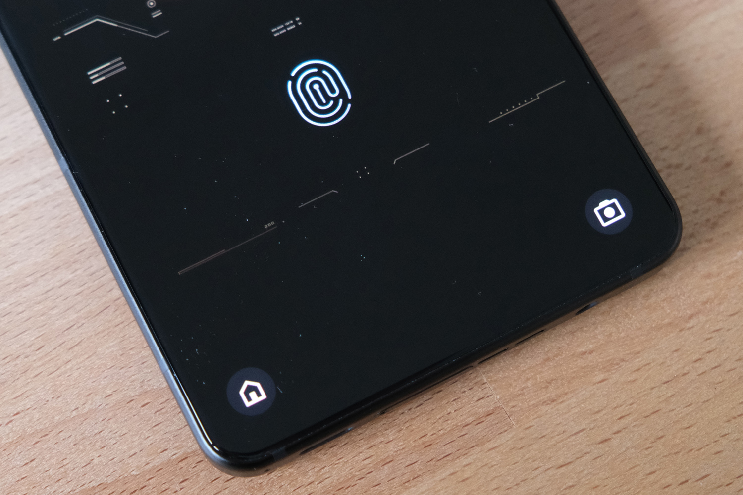 Asus ROG Phone 8 Pro fingerprint sensor