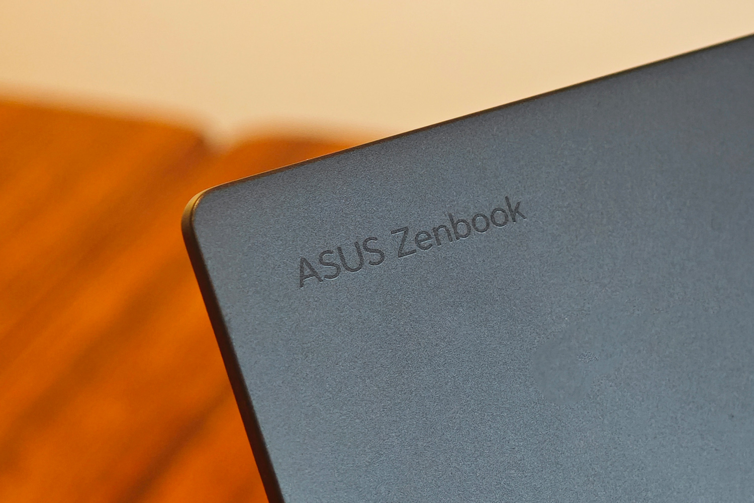 Asus Zenbook Duo OLED 2024 review lid logo