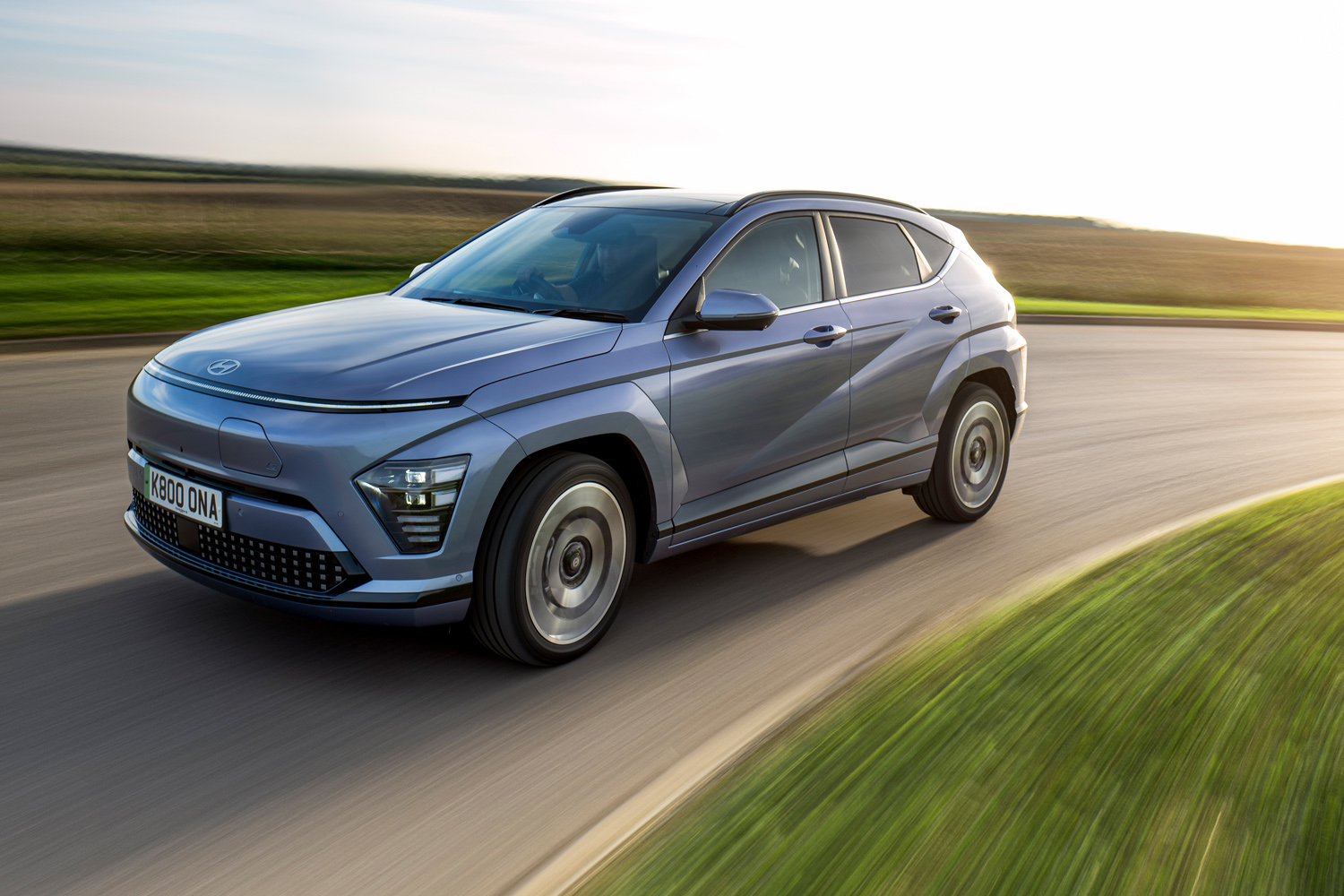 Hyundai Kona Electric 2024 review tracking front