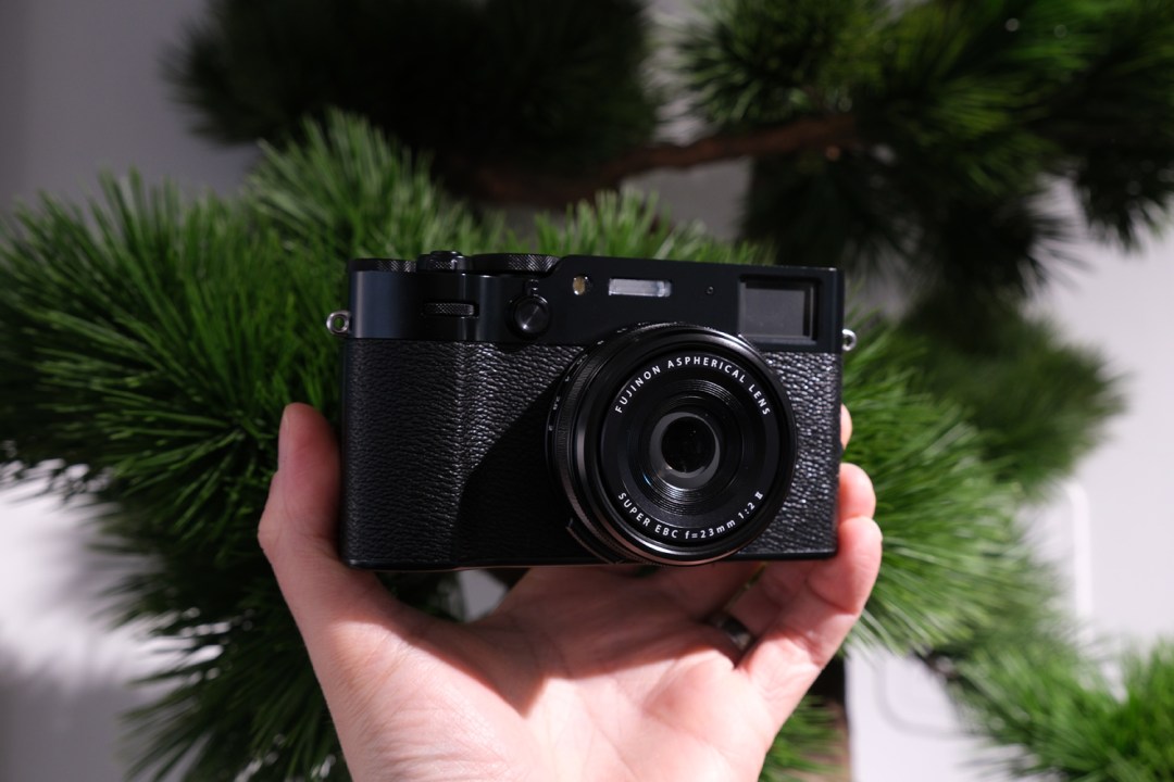 Fujifilm X100 VI hands on review in hand black