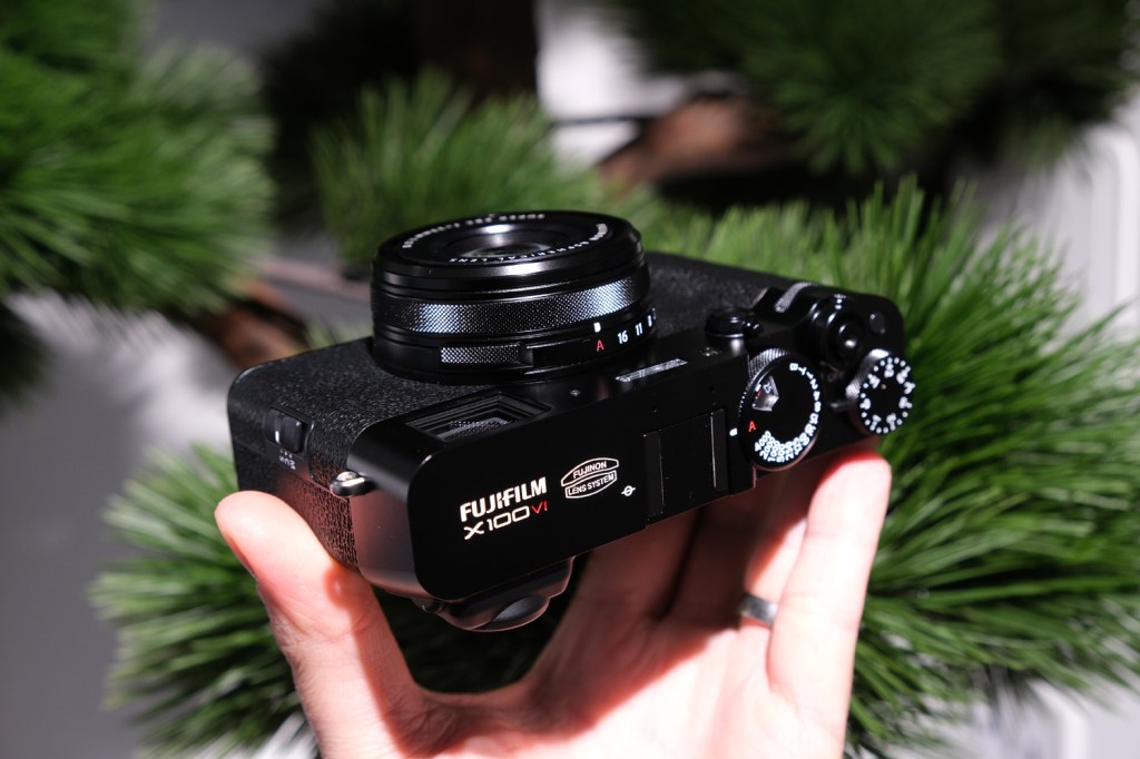 Fujifilm X100 VI hands on review in hand top plate