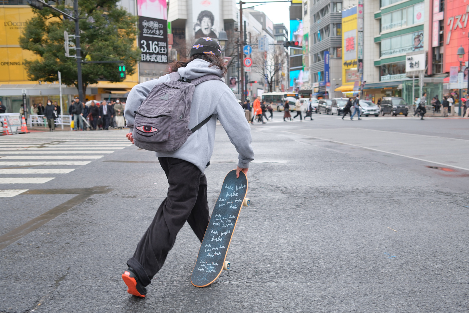 Fujifilm X100 VI samples skateboarder