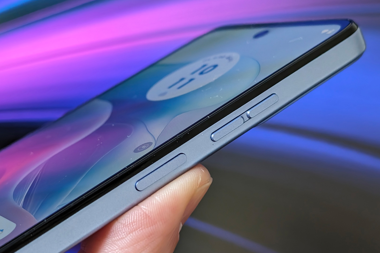 Motorola G34 5G review fingerprint sensor