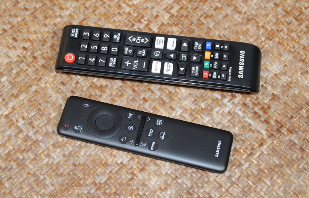 Samsung QE65S95D remotes