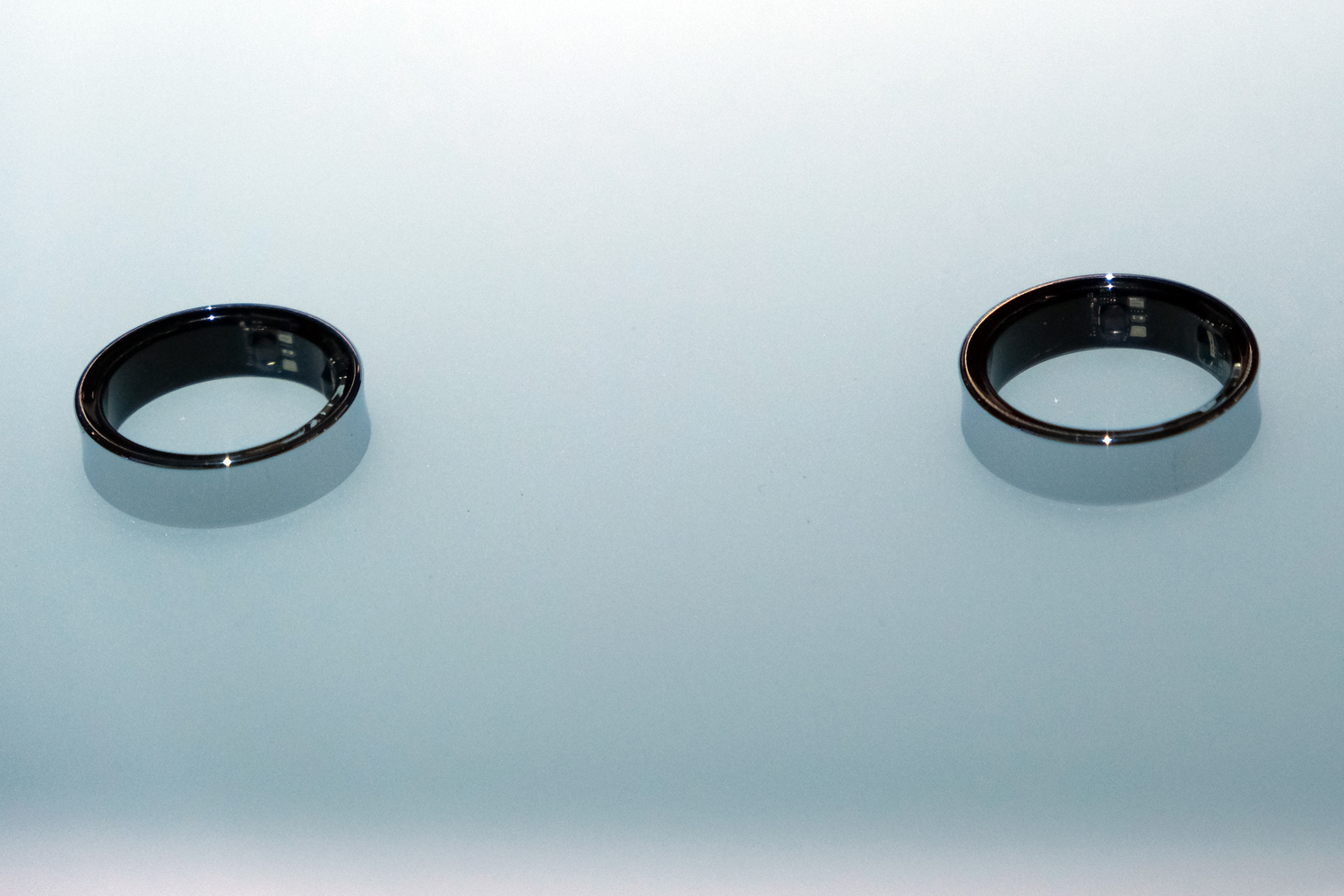 Samsung Galaxy Ring MWC 2024 pair