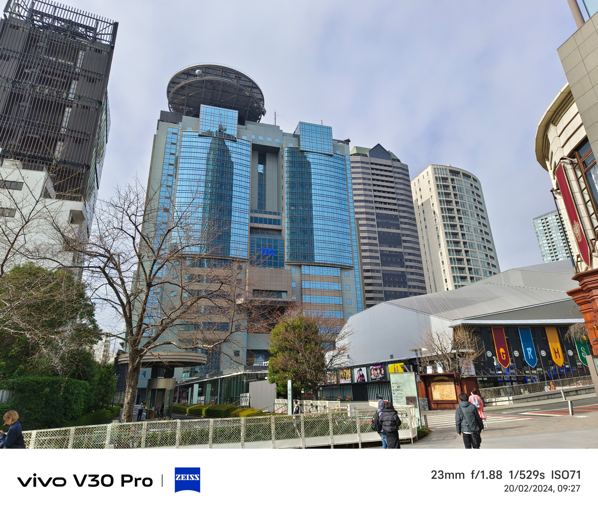 Vivo V30 Pro camera samples TV building