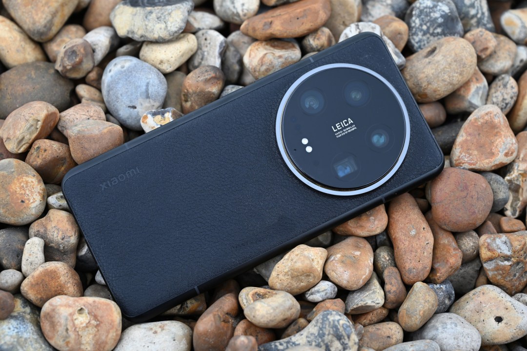 Xiaomi 14 Ultra review rear