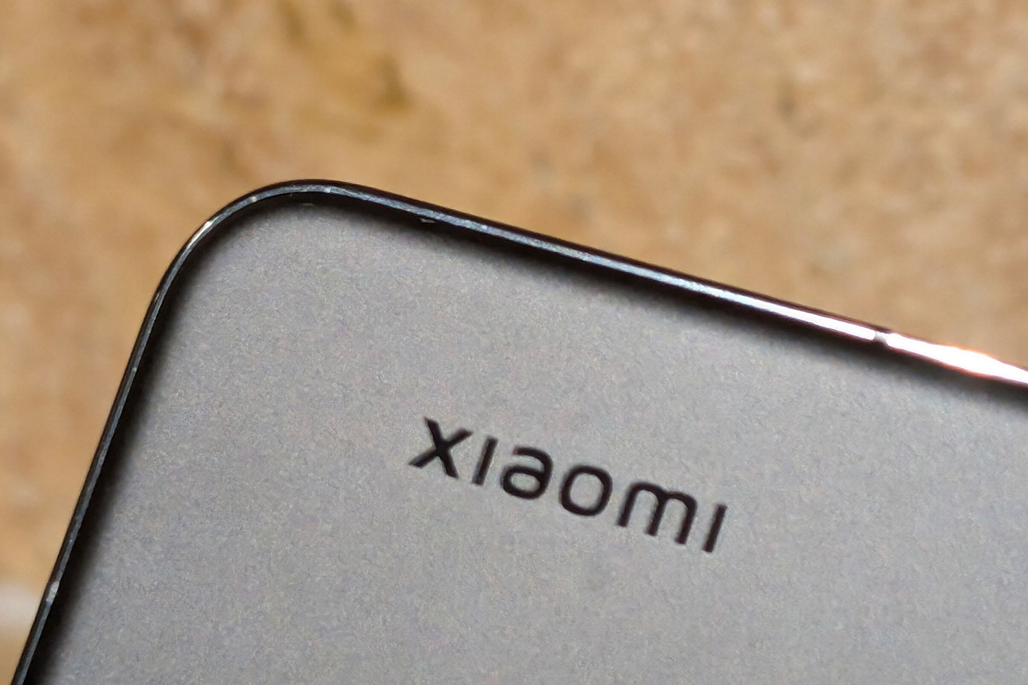 Xiaomi 14 review rear logo