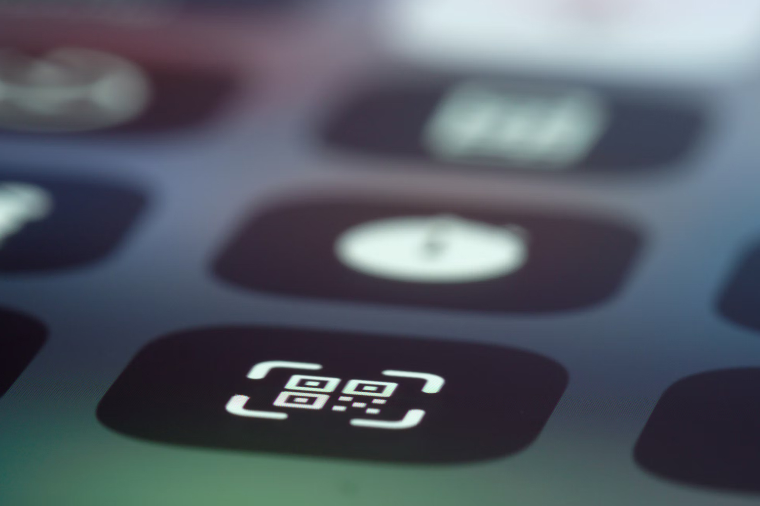 How to scan a QR code on iPhone and Android How to scan a QR code on iPhone and Android