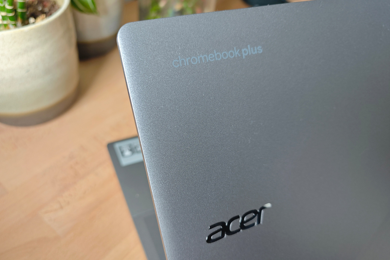 Acer Chromebook Plus 515 review lid logo
