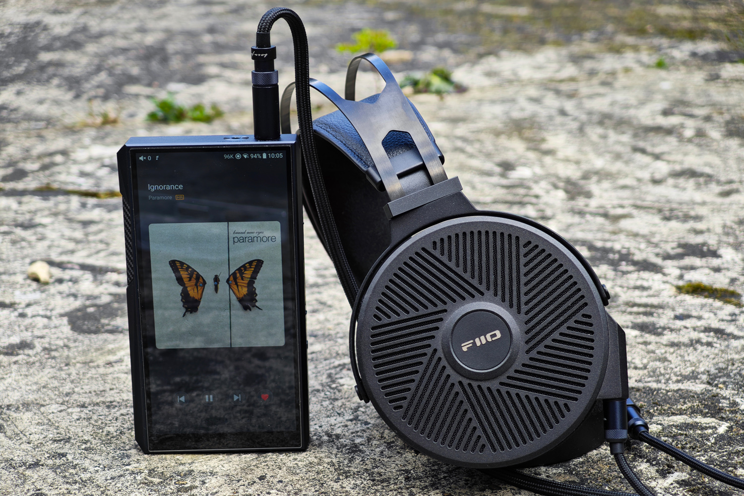 FiiO M23 review listening AKG