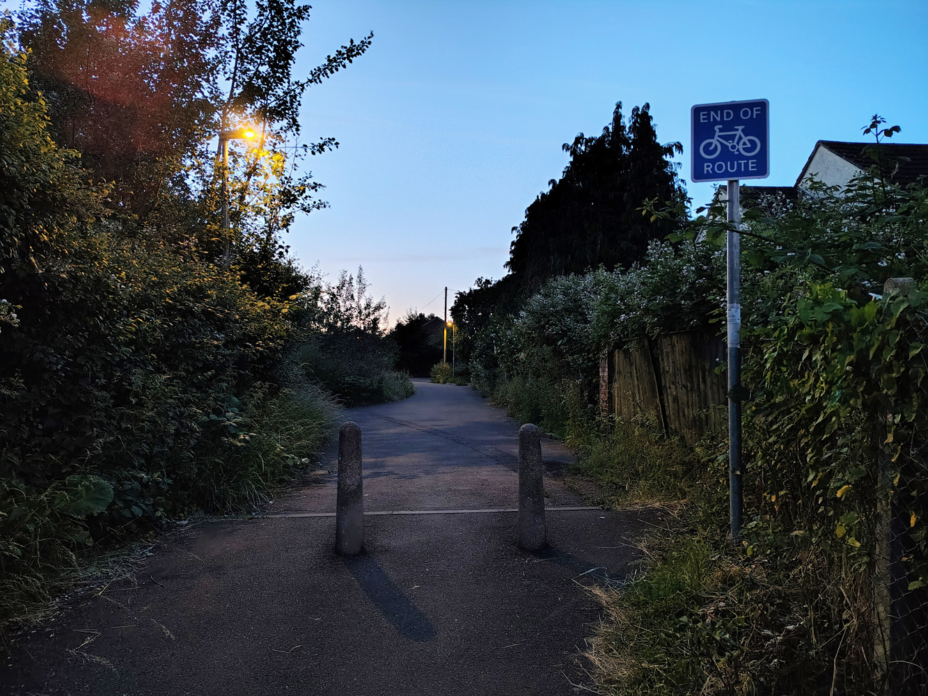 Motorola Edge 50 Fusion review camera samples cycle route night
