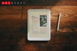 I’m replacing my iPad with this tablet that uses a live e-ink display