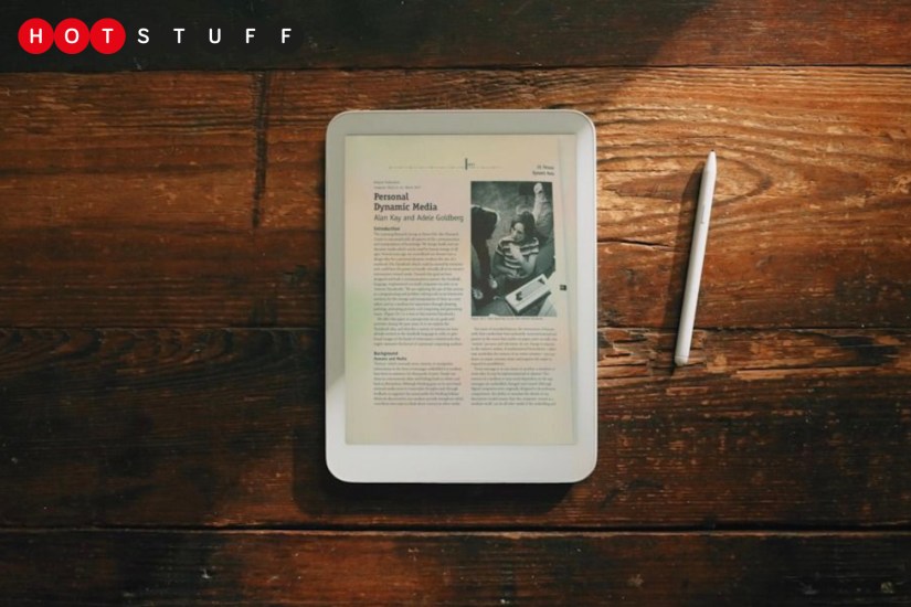 I’m replacing my iPad with this tablet that uses a live e-ink display