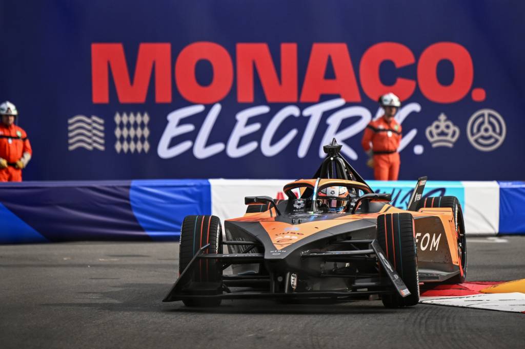 What is Formula E? The electric motorsport explained | Stuff