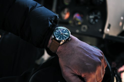 The Hamilton Khaki Aviation Pilot Air-Glaciers Special Edition is designed by helicopter pilots