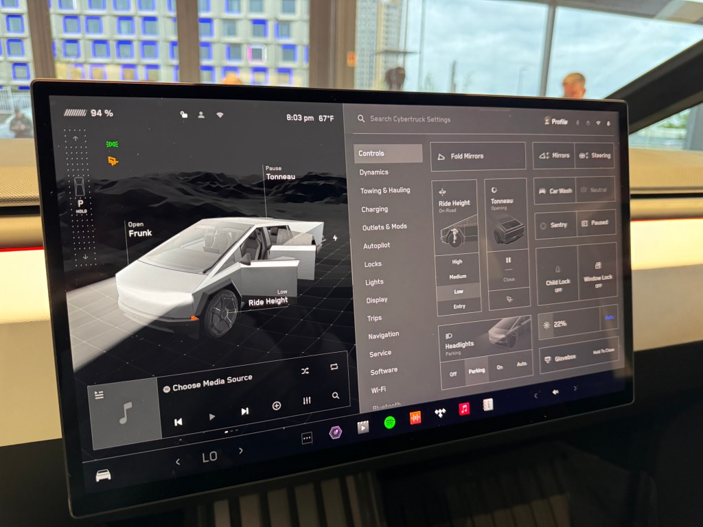 Tesla Cybertruck software