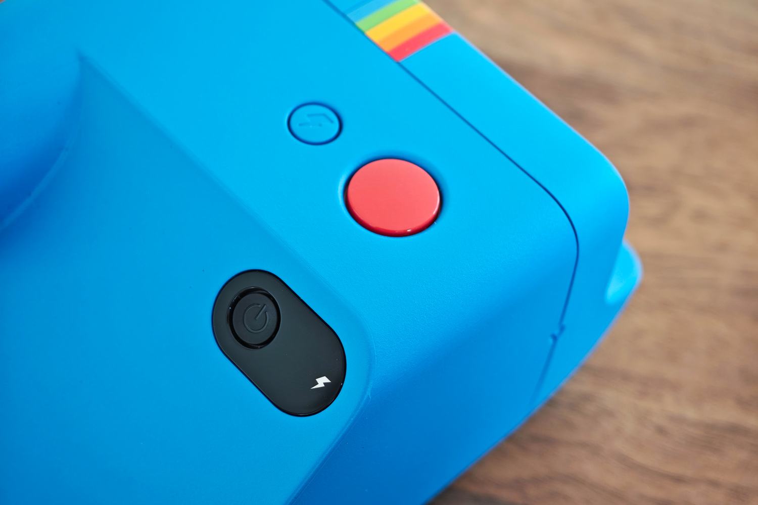 Polaroid Go Gen 2 review shutter button