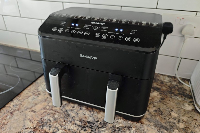 Sharp AF-GD82AU-B dual drawer air fryer review: beginners start here