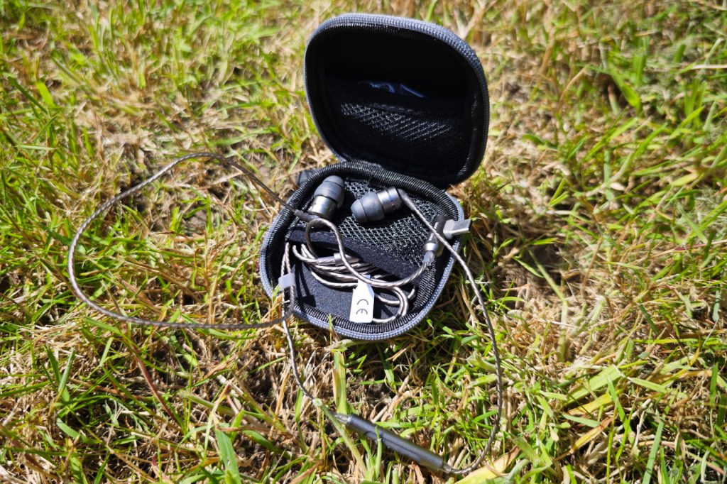SoundMagic E80D review headphones in case