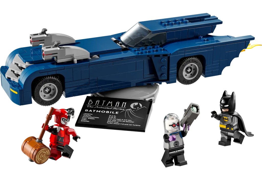 Batman with the Batmobile vs. Harley Quinn and Mr. Freeze