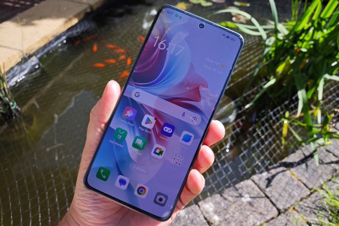Oppo Reno 11 F review homescreen